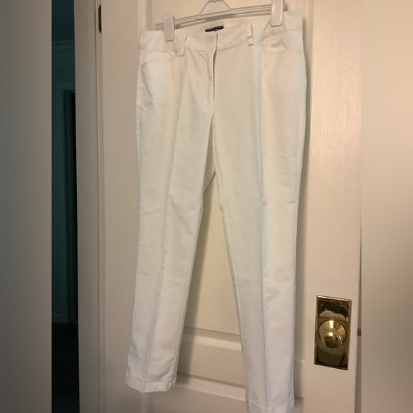 Lands end cotton straight leg white ankle slacks. Never worn 12 petite - Picture 2 of 2